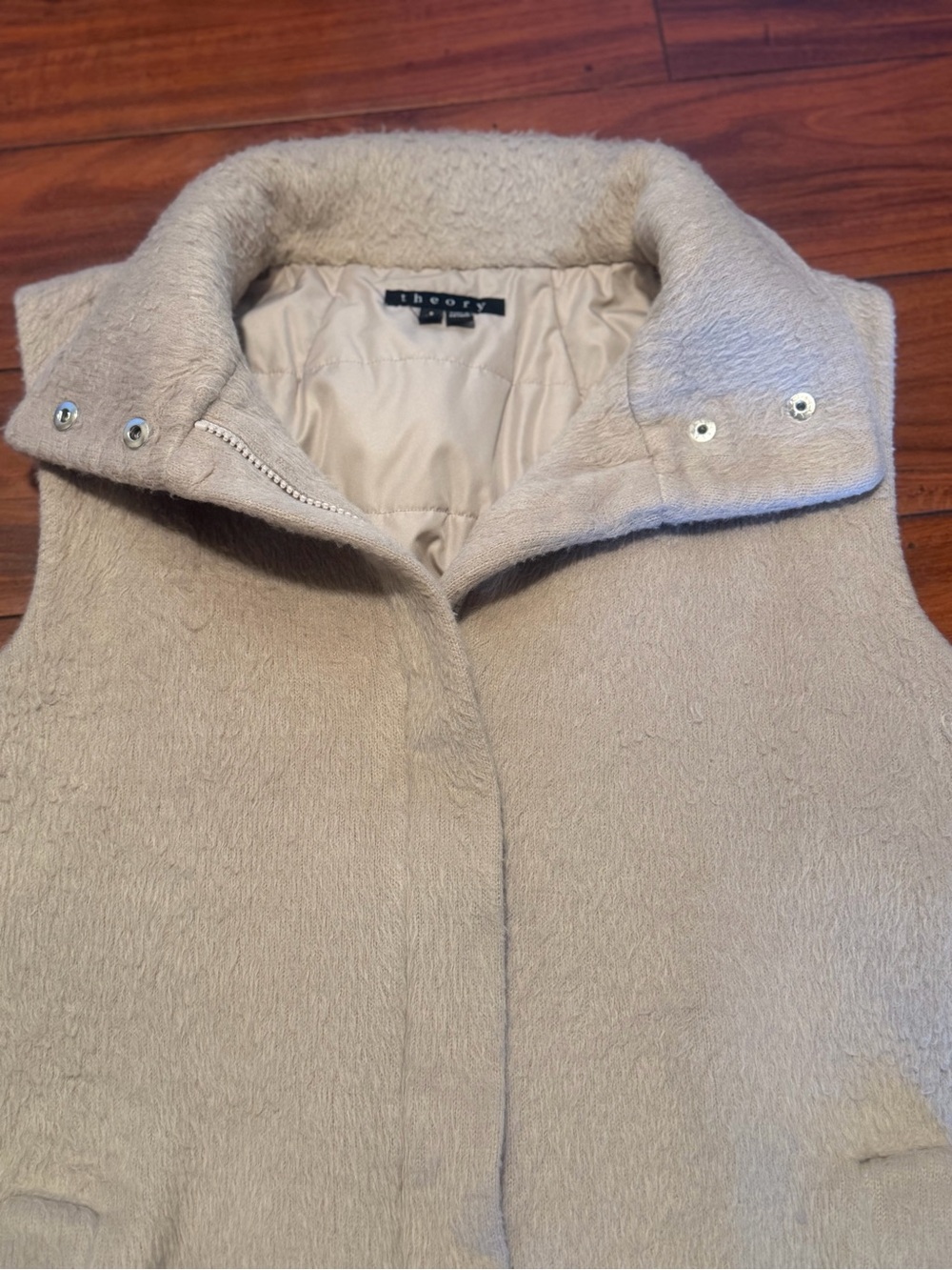 Theory Cream Sleeveless Fleece Vest - Picture 5 of 7
